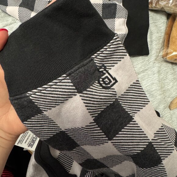 PINK Victoria's Secret Buffalo Plaid Pullover Sweatshirt New With Tags XL, L - Picture 4 of 4